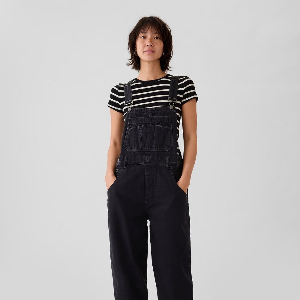 Gap 90s Loose Overalls in Black NWT